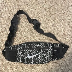 Nike Black and White Belt Bag with Geometric Design